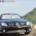 Benz SLK55 AMG by Kyosho 004.JPG