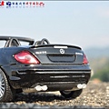 Benz SLK55 AMG by Kyosho 005.JPG