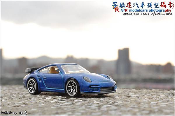 PORSCHE 997 GT2 by HOTWHEEL 013.JPG