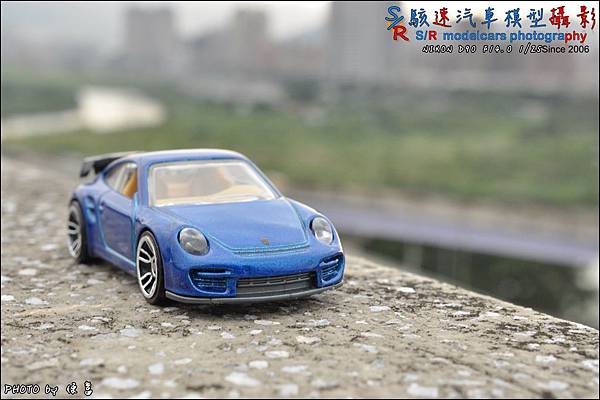 PORSCHE 997 GT2 by HOTWHEEL 020.JPG