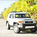 TOYOTA FJ CRUISER by AUTOart 037.JPG