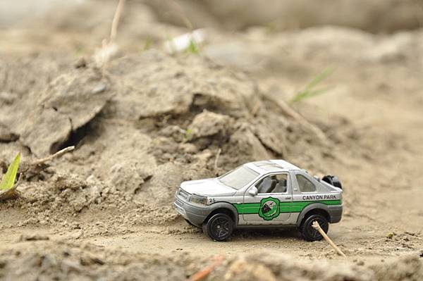 Land Rover Freeleader by Matchbox 029.JPG