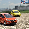 Honda Fit III by Tomica 022.JPG