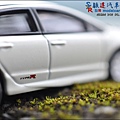 Honda Civic Type R by Tomica Limited 014.JPG