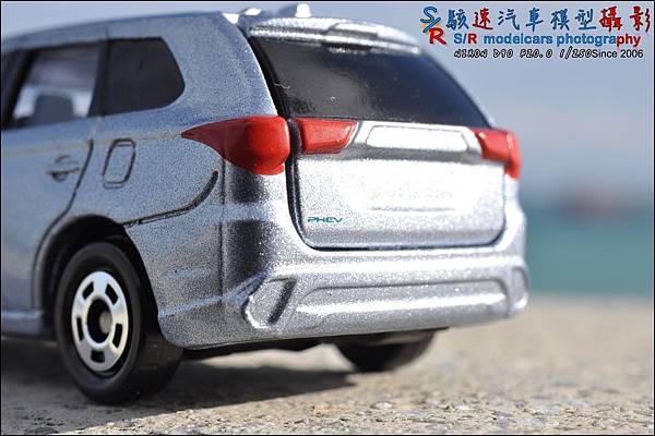 MITSUBISHI Outlander 16%5C by Tomica 006.JPG