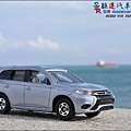 MITSUBISHI Outlander 16' by Tomica 014.JPG