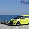 TOYOTA SIENTA by Tomica 014.JPG