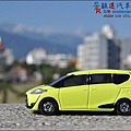 TOYOTA SIENTA by Tomica 020.JPG