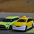 TOYOTA SIENTA by Tomica 023.JPG