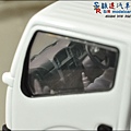 NISSAN ATLAS SAFETY LOADER by Tomica Limited Vintage 016.JPG