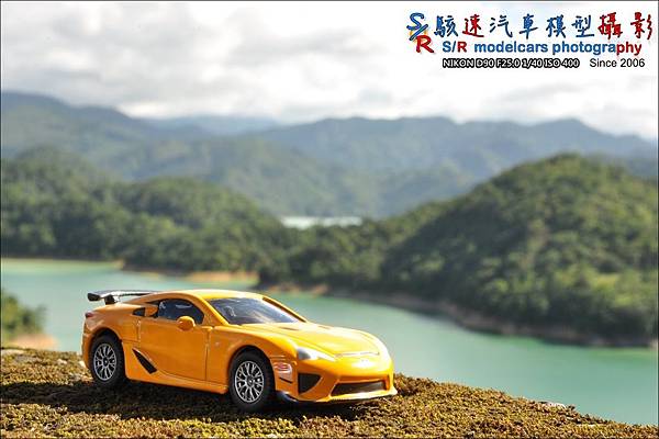 LEXUS LFA by Tomica Limited 005.JPG