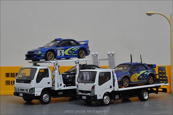 Isuzu Elf 日本花見台雙層載運車by Tomica Limited Vintage Speed Racer駭速汽車模型攝影 汽車試駕 痞客邦 Isuzu Elf 日本花見台雙層載運車by Tomica Limited Vintage Speed Racer駭速汽車模型攝影 汽車試駕 痞客邦