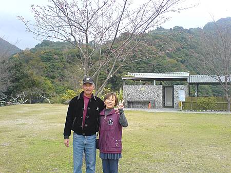 二水張大哥夫妻太魯灣留影