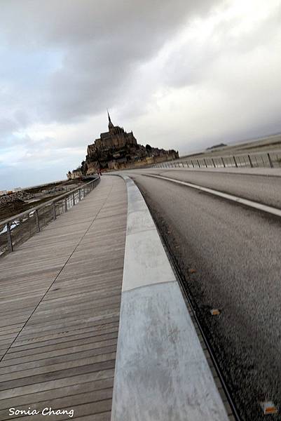 《金字塔山形的完美奇蹟﹣聖米歇爾山！法國．Mont ST Michel》09