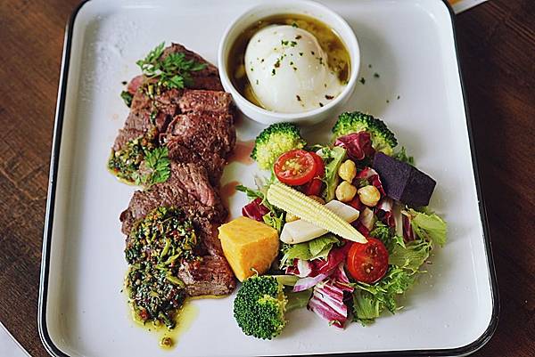 奧兒法輕食健身餐 文心店  精緻健身餐 好吃無負擔  營養均衡多樣