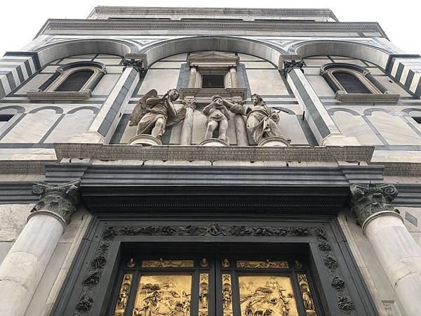 佛羅倫斯為歐洲文藝復興時期的藝術中心！推手為麥第奇家族，將繪