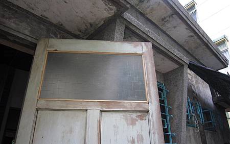 檜木窗整修-08