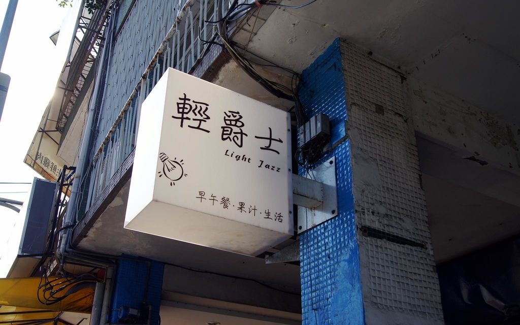 01.jpg 01.jpg