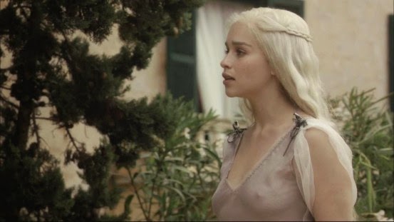 emilia-clarke-game-of-thrones-gif-1955361084.jpg