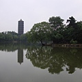 北京大學未名湖博雅塔