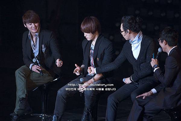 JYJ 2010 Con-5