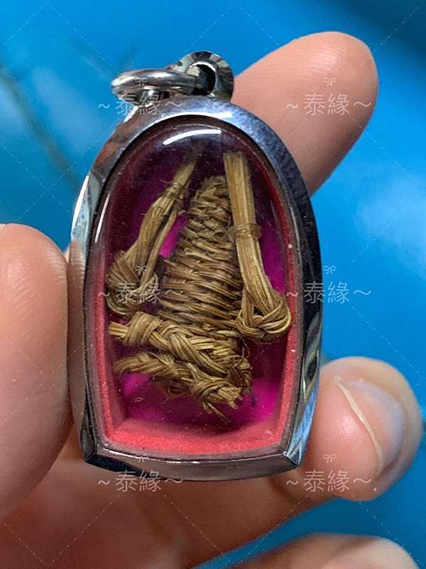 泰緣 現今魂魄勇第一人阿贊bee 阿贊pee 阿贊劈 泰緣 真品開光泰國佛牌 痞客邦 泰緣 現今魂魄勇第一人阿贊bee 阿贊pee 阿贊劈 泰緣 真品開光泰國佛牌 痞客邦