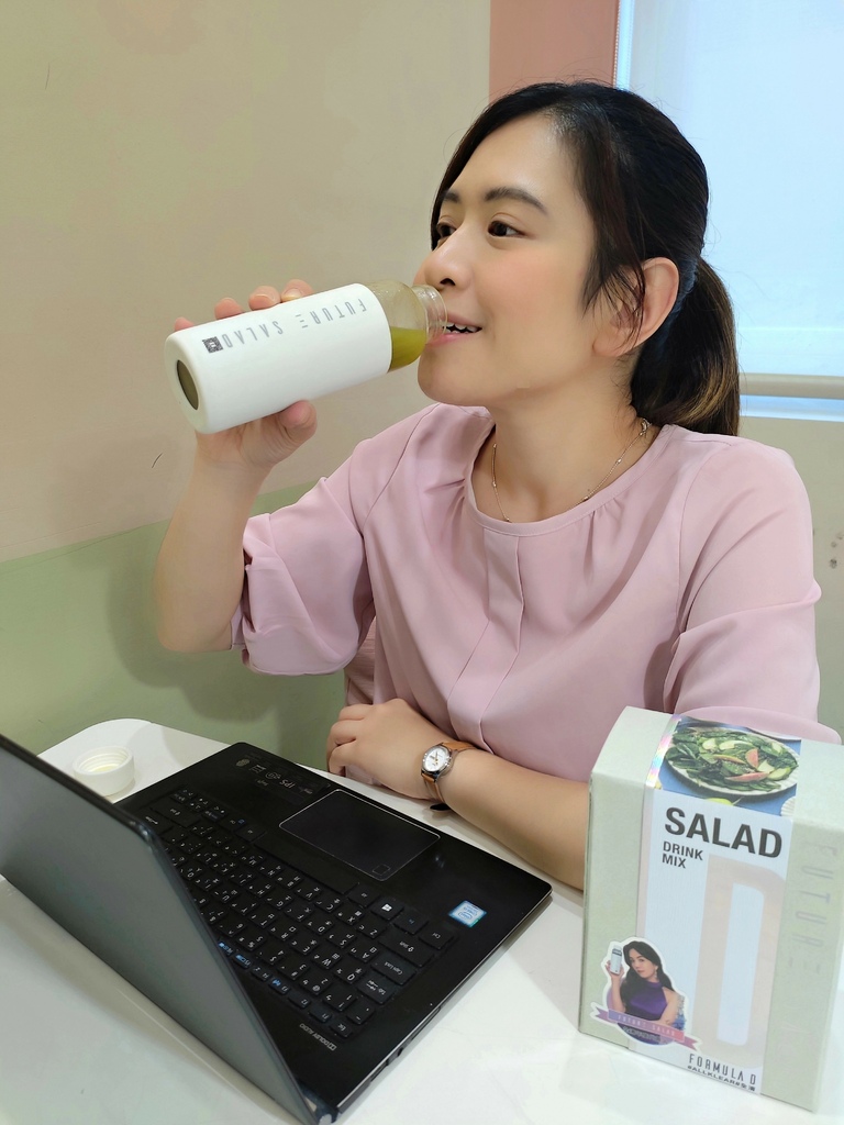 <2024開箱> 新一代未來沙拉「全清高纖新沙拉飲」Futu <2024開箱> 新一代未來沙拉「全清高纖新沙拉飲」Futu