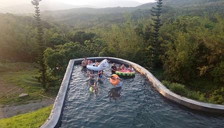 滿洲民宿 Sophie菲菲在屏東星苑民宿 是秘境 燈光來自於天上的星星 Sophie106110的部落格 痞客邦