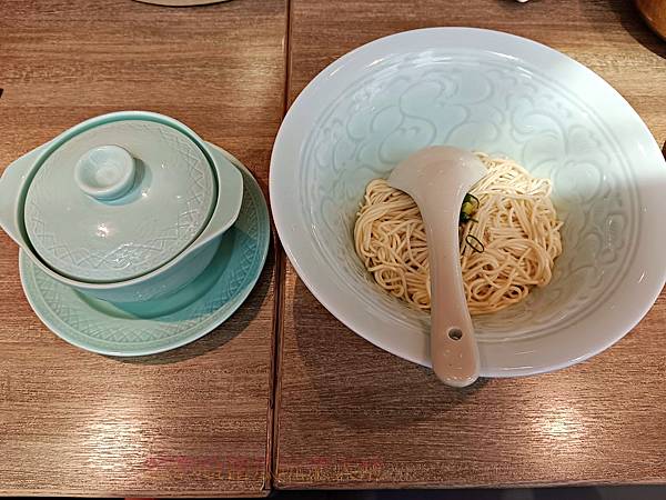 樂天皇朝新莊店餐點照片 (3).jpg