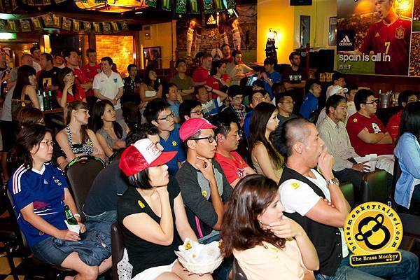 314177_368143683251579_1926334550_n