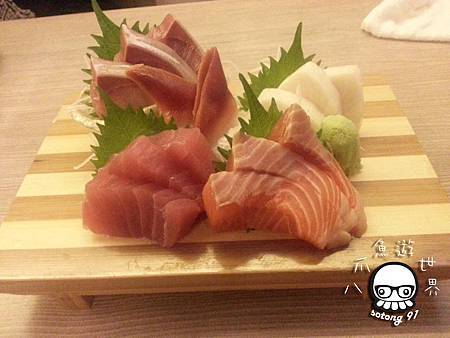 sashimi set.jpg