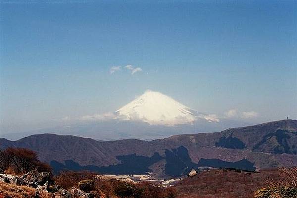 大涌谷照的富士山