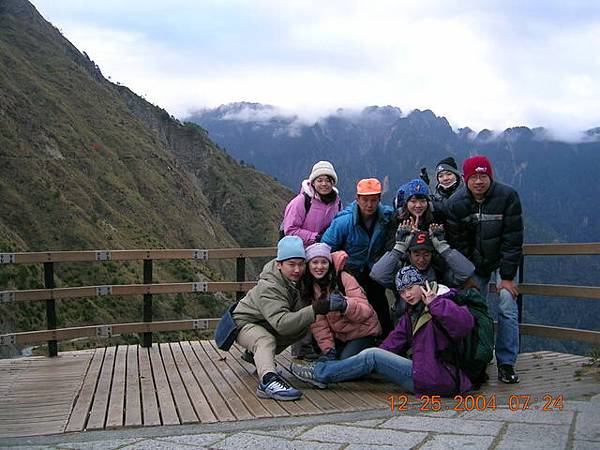 登山口大合照