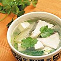 芫荽魚片豆腐湯