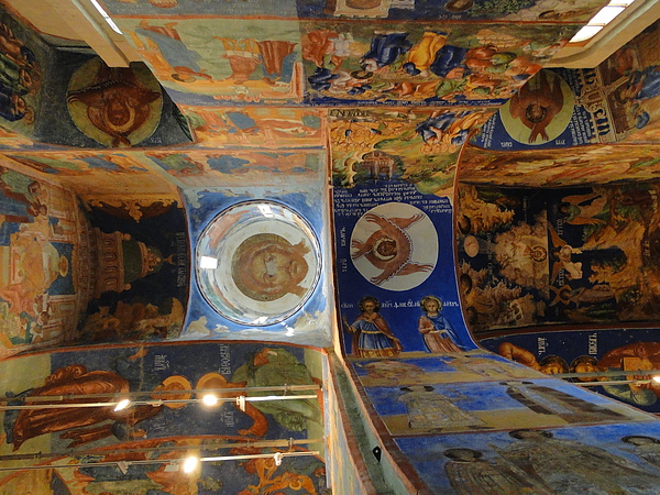 聖艾烏非米夫斯基救世主修道院 (13) 精采的天花板繪畫.JPG