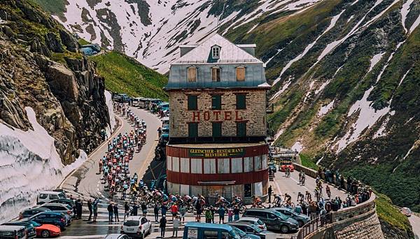 Tour-de-Suisse-csm_Furka_AnthonyLeutenegger_0411cf804e-1021x580.jpg