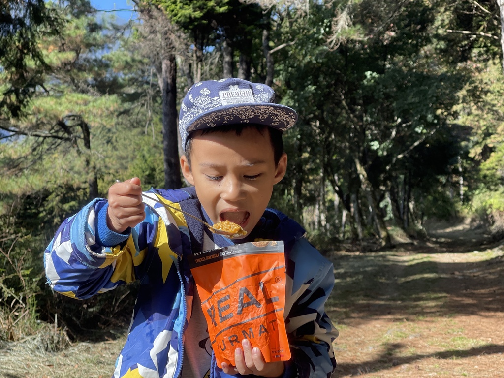 追山 ─ 大雪山200林道50K + 北三叉山登山口親子騎乘