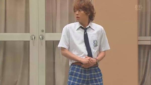 (金田一少年事件簿N.Kindaichi.Shonen.no.Jikenbo.N.Ep01.Chi_Jap.HDTVrip.704X396-YYeTs人人影视.rmvb)[00.05.25.279].jpg