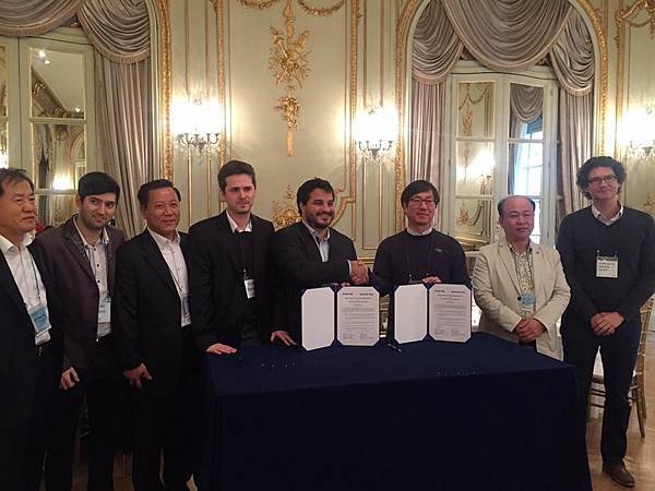 11990476_530420833772103_3038821471035270689_n