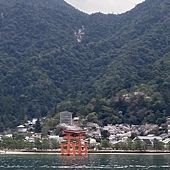 【日本 廣島縣】一天內二個世界遺產:錦帶橋 櫻滿開,宮島 嚴