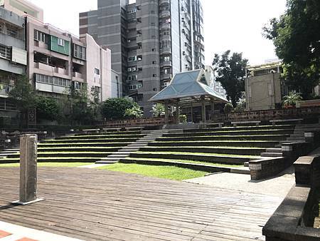 IMG_5790.JPG IMG_5790.JPG