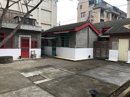 IMG_2011.JPG IMG_2011.JPG