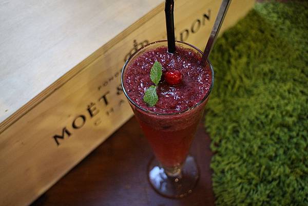 IMG_4689.JPG IMG_4689.JPG