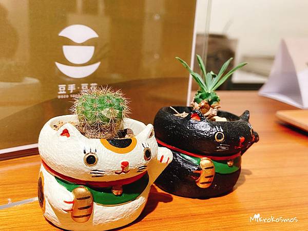 IMG_1484.JPG IMG_1484.JPG