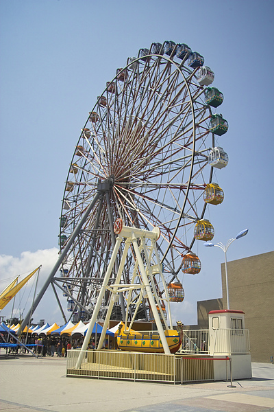 高雄市夢時代購物中心試營運Hello Kitty摩天輪4.jpg