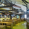 南二高東山休息站公共用餐空間.jpg