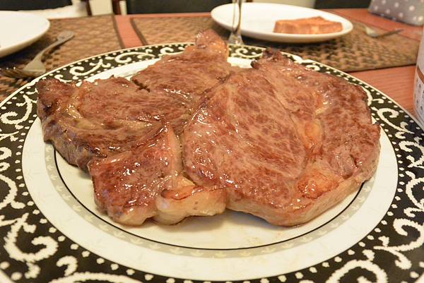 亞亞夜訪姑姑家 (4).JPG