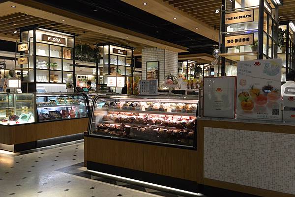 亞亞鬥杜鵑 (10).JPG