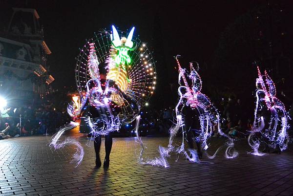 香港迪士尼樂園：「迪士尼光影匯」夜間巡遊 (18).JPG