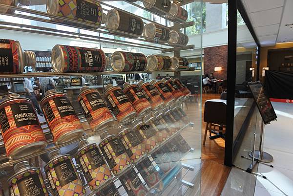 台北市COFFEE LOVER%5Cs PLANET SOGO台北敦化館B1 (6).JPG